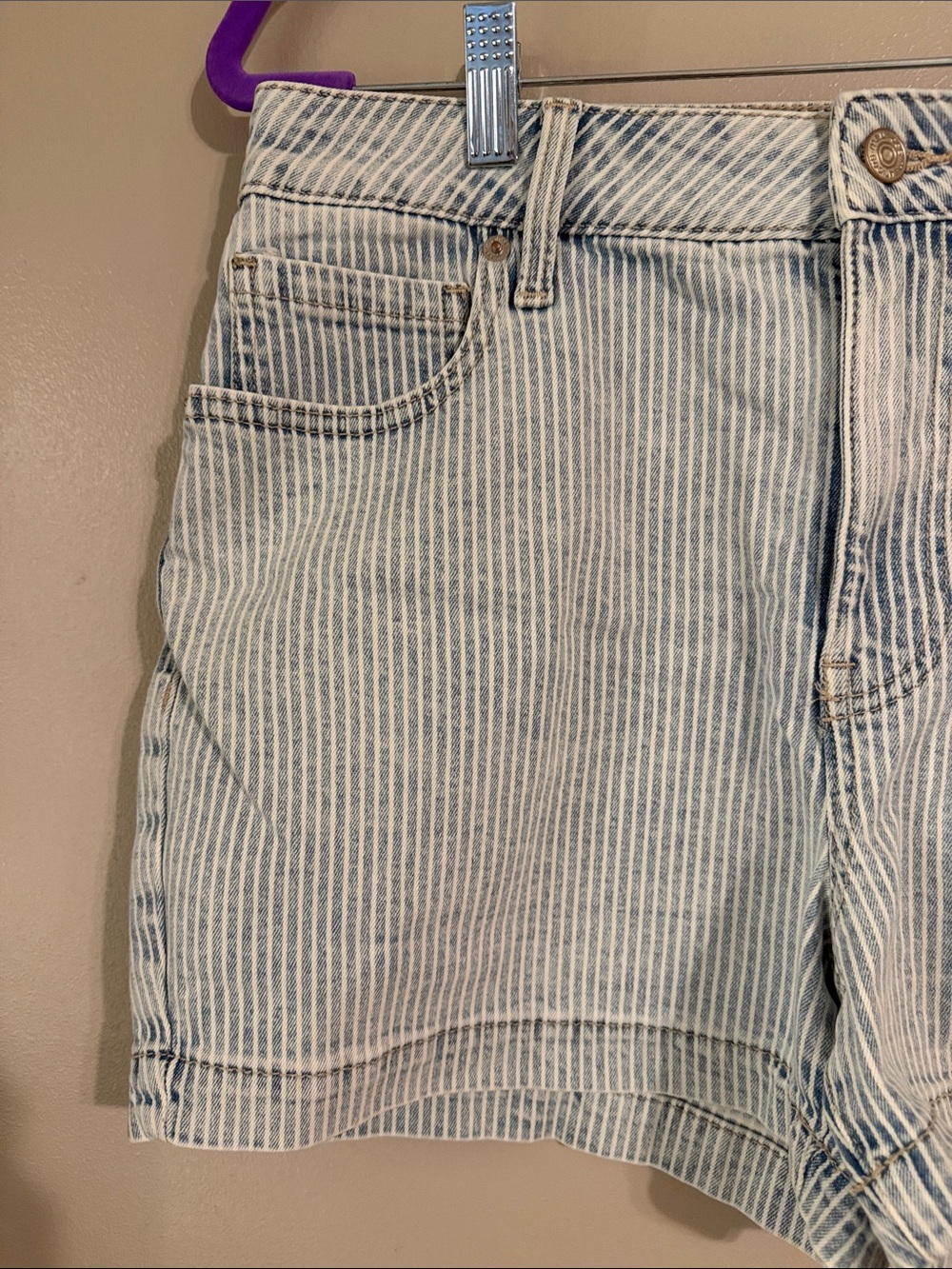 Striped Light Blue and White Jean Shorts - Picture 3 of 6